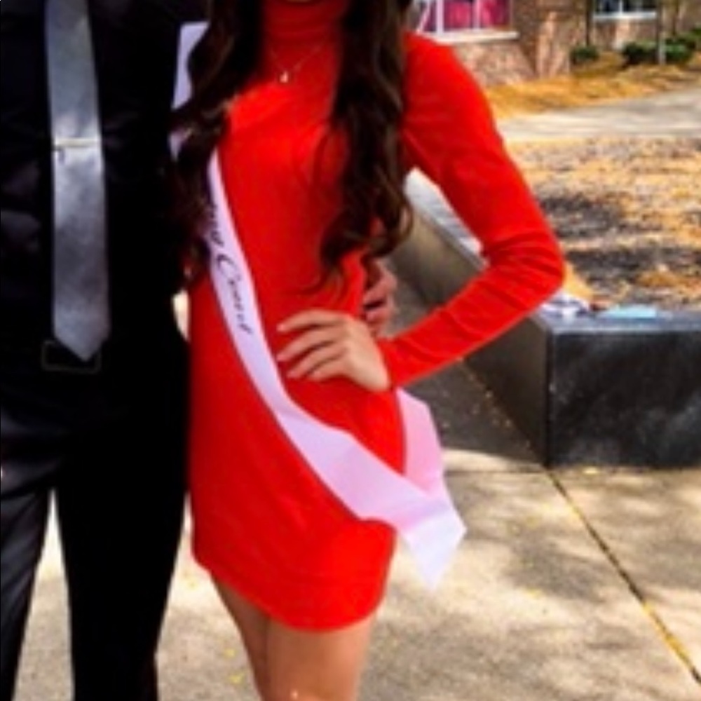 RED BODY CON DRESS